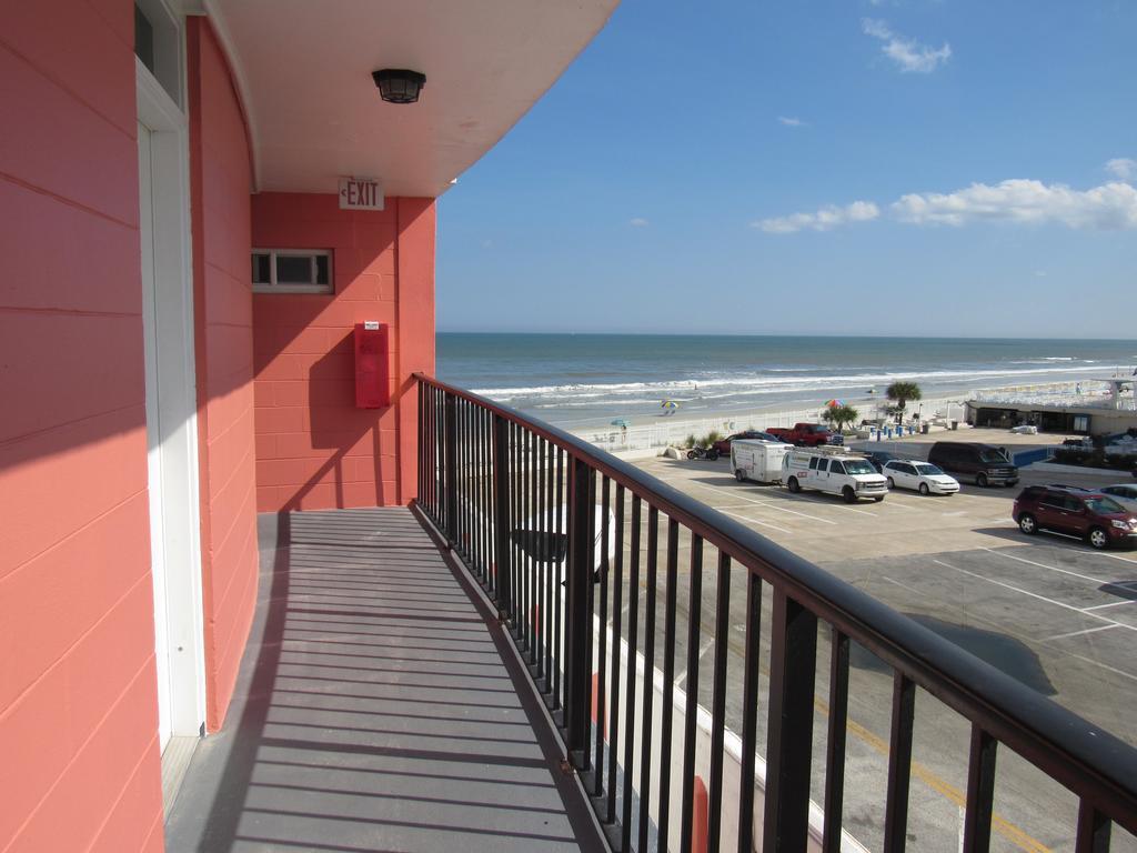 Cove Motel Oceanfront เดย์โทนาบีช ภายนอก รูปภาพ
